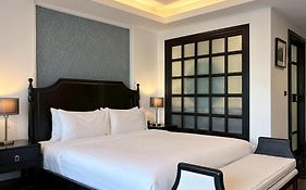 Glory Boutique Suites 清迈古城荣耀精品酒店
